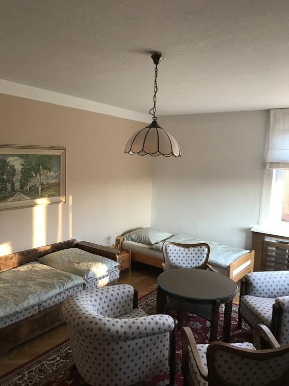 Apartman U Stadionu Broumov Eksteriør billede